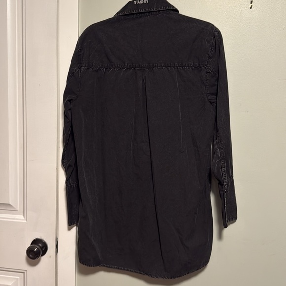 One Teaspoon Black Casual Button Down Shirt - distressed wash - tunic length - Picture 9 of 9